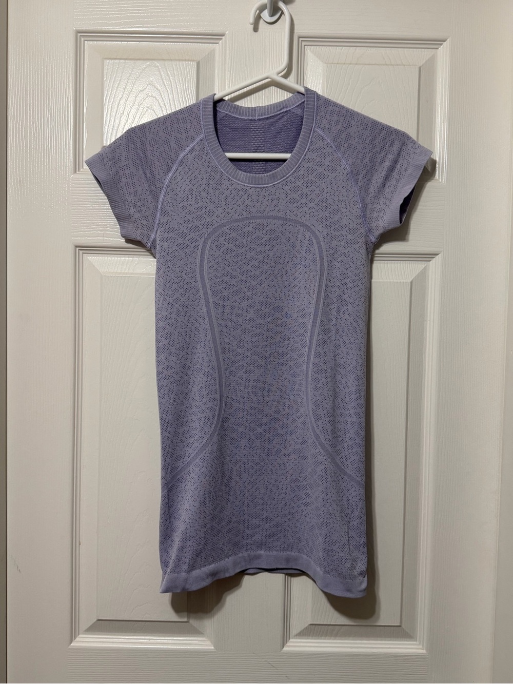 Lululemon athletica short sleeve swiftly shirt size 4 euc